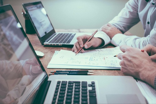 How To Choose the Right Commercial Auto Insurance for Your Business