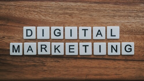 Should You Buy a Digital Marketing Franchise? What to Know Before You Invest